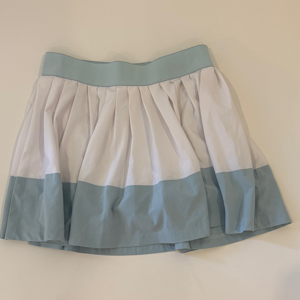 Athleta Girl White and Teal Pleated Skort - M (8-10)